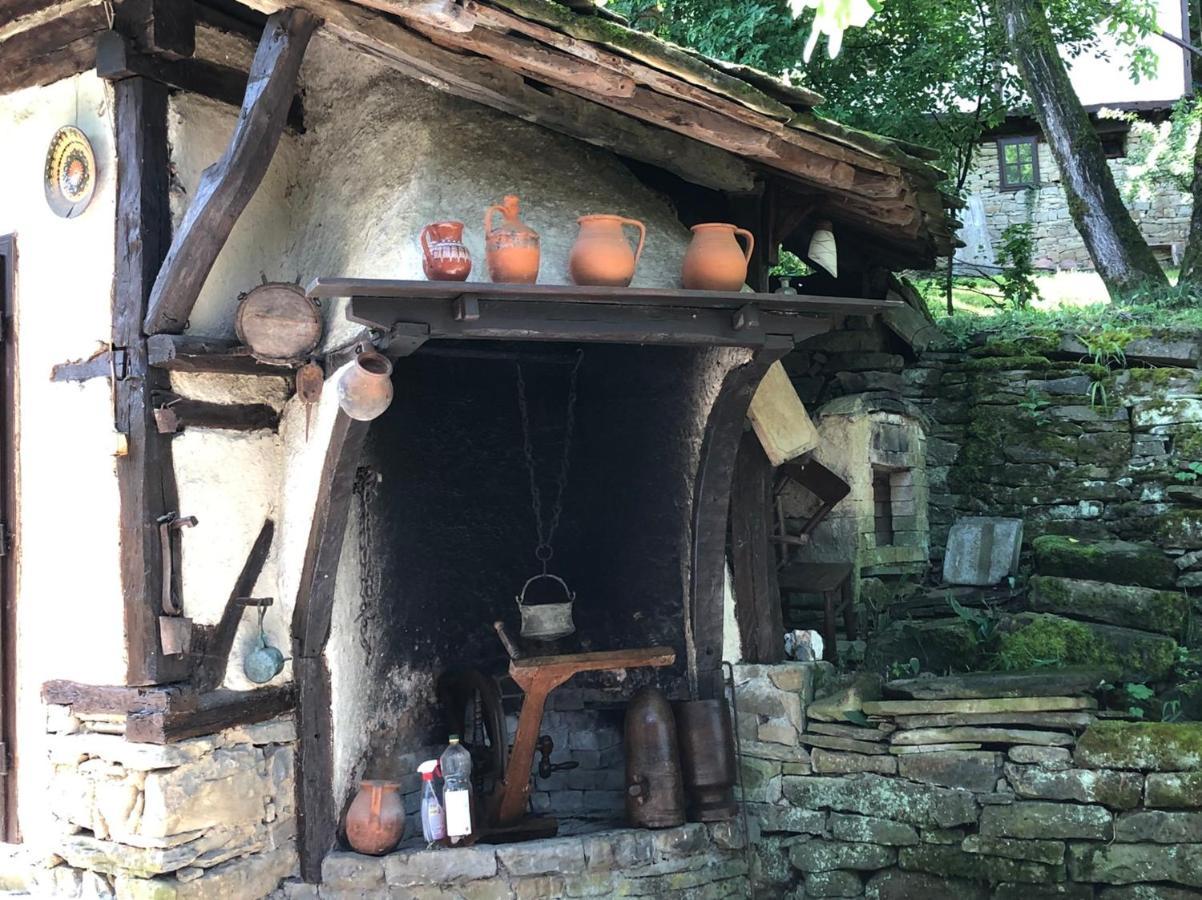 Etnographic Houses Dulbok Dol Bagian luar foto
